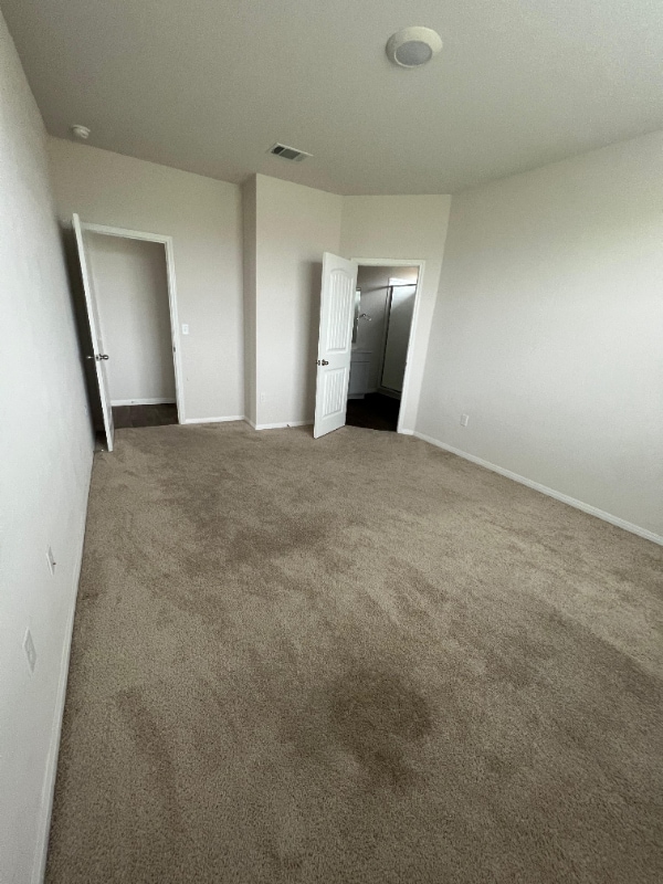 Building Photo - 109 Brody Ln