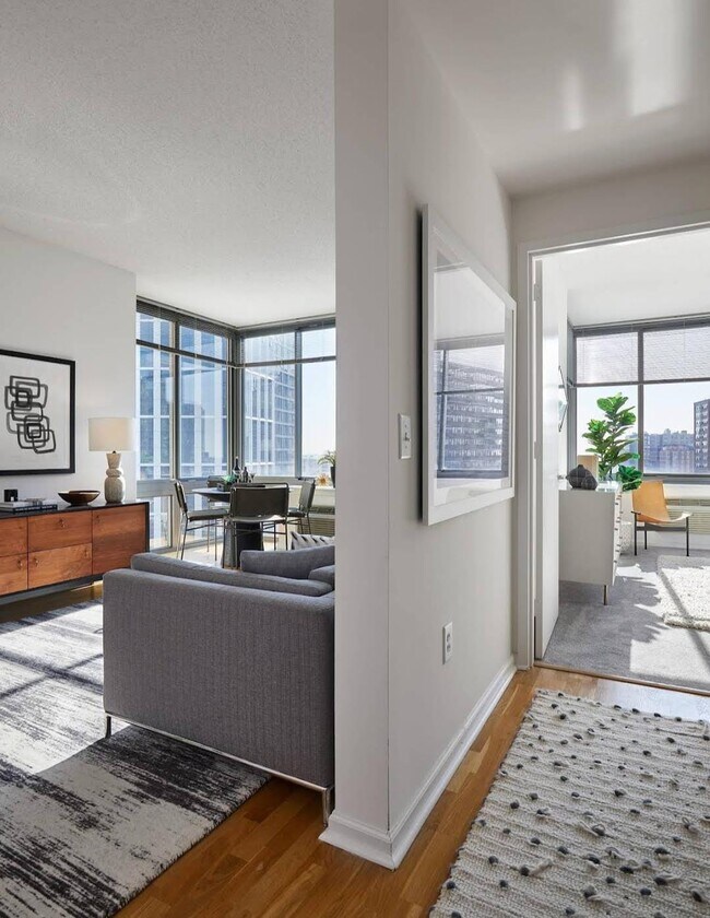 Building Photo - 427 Washington Blvd