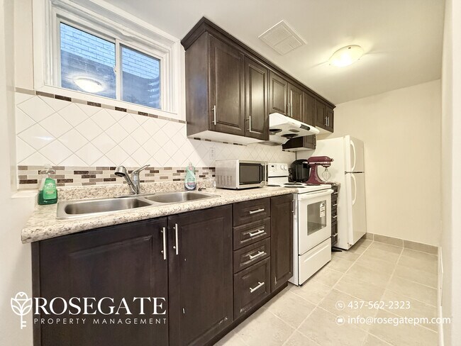 Building Photo - Cozy 1-Bedroom Basement Apartment with Parking & Central A/C in Scarborough
