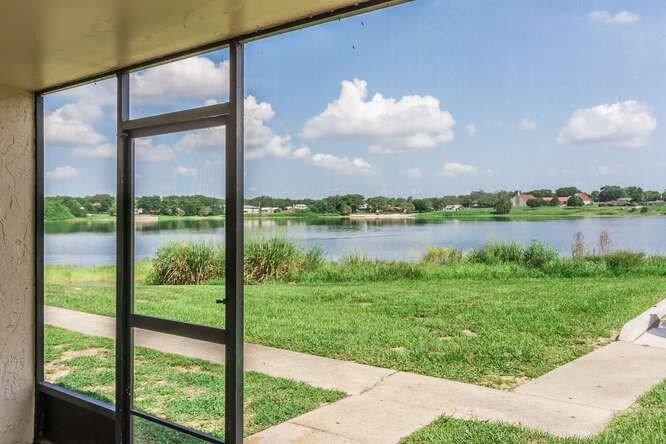 Building Photo - Lake front Apartment