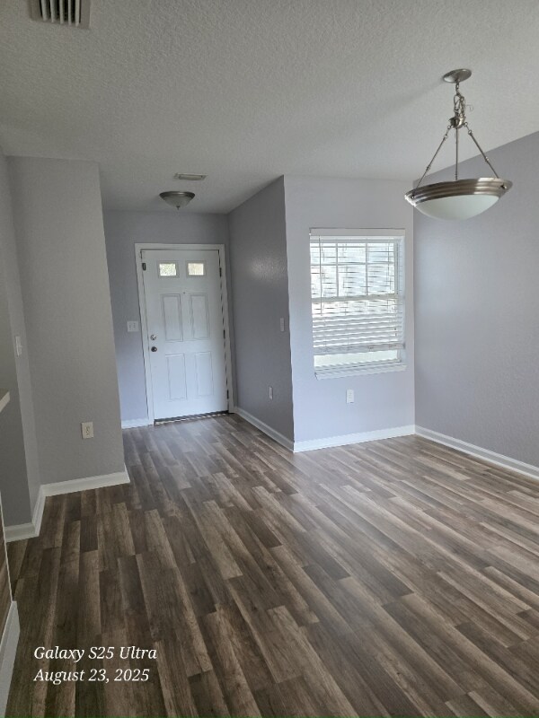 Foto del edificio - 8550 Argyle Business Loop
