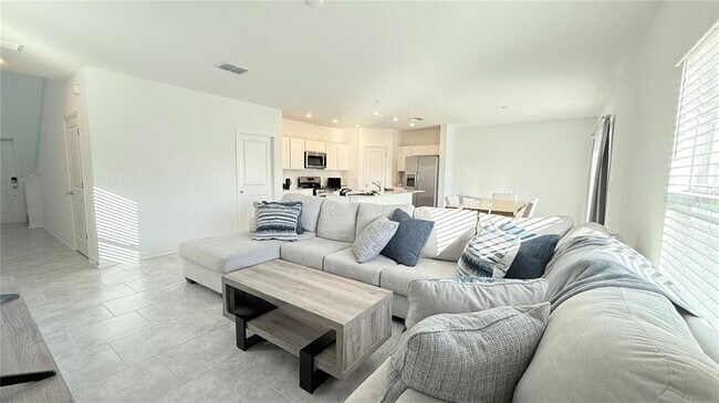 Building Photo - 1179 Tyler Lp