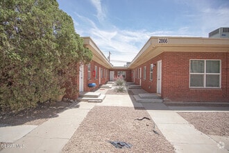 Building Photo - 2866 Grant Ave