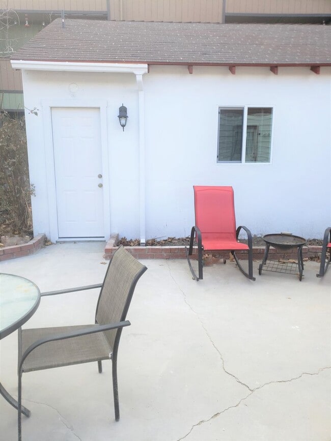 Building Photo - 175 N 3rd St