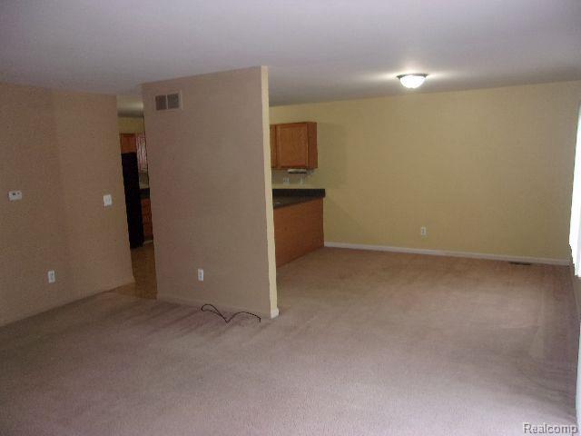Foto del edificio - 38006 Mitchell St