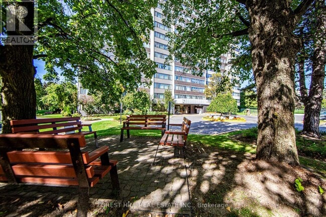 Building Photo - 80-580 Antibes Dr