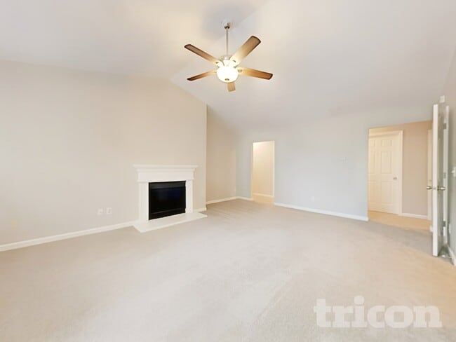 Building Photo - 7020 Setters Way