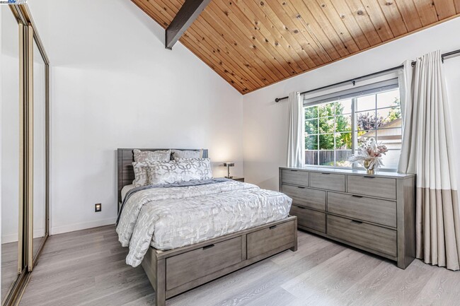 Foto del edificio - 1835 Cam Estrada