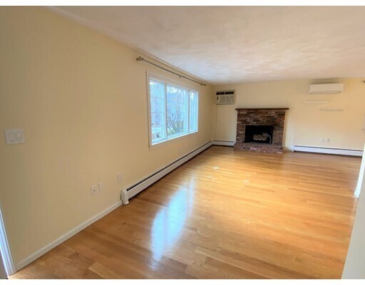 Building Photo - 48 Marlboro St