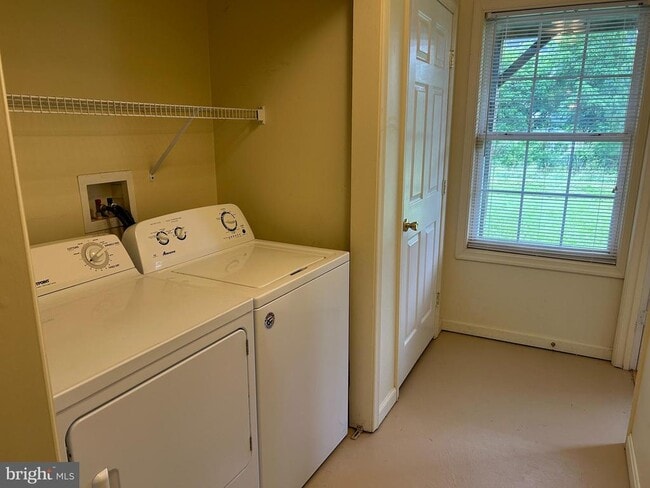 Building Photo - 206 Oyster Catcher Ct