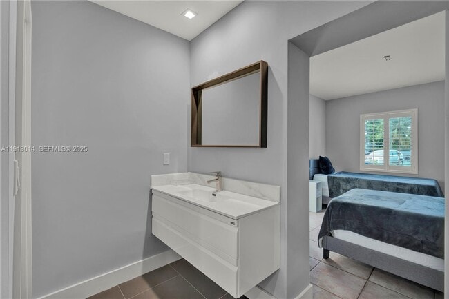 Building Photo - 1230 SW 86th Ct