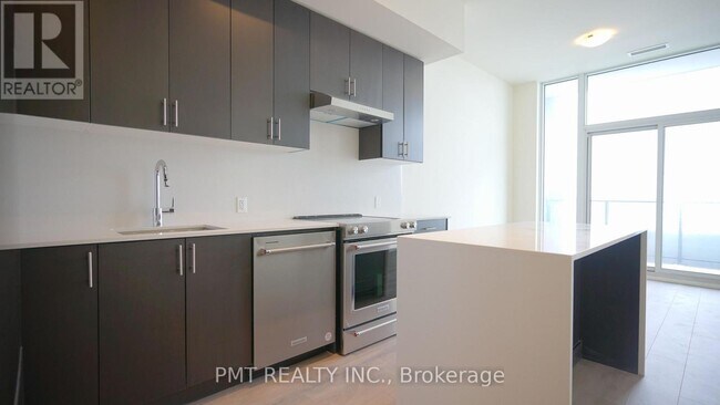 Building Photo - 8960 Jane St