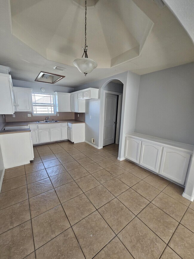 Foto del edificio - 705 W Emerald Dr