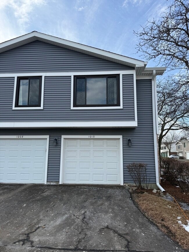 Foto del edificio - 1010 Hayes Ct