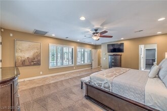 Building Photo - 2701 Alta Dr