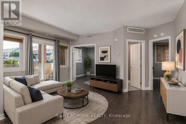 Building Photo - 165 Waterbridge Dr