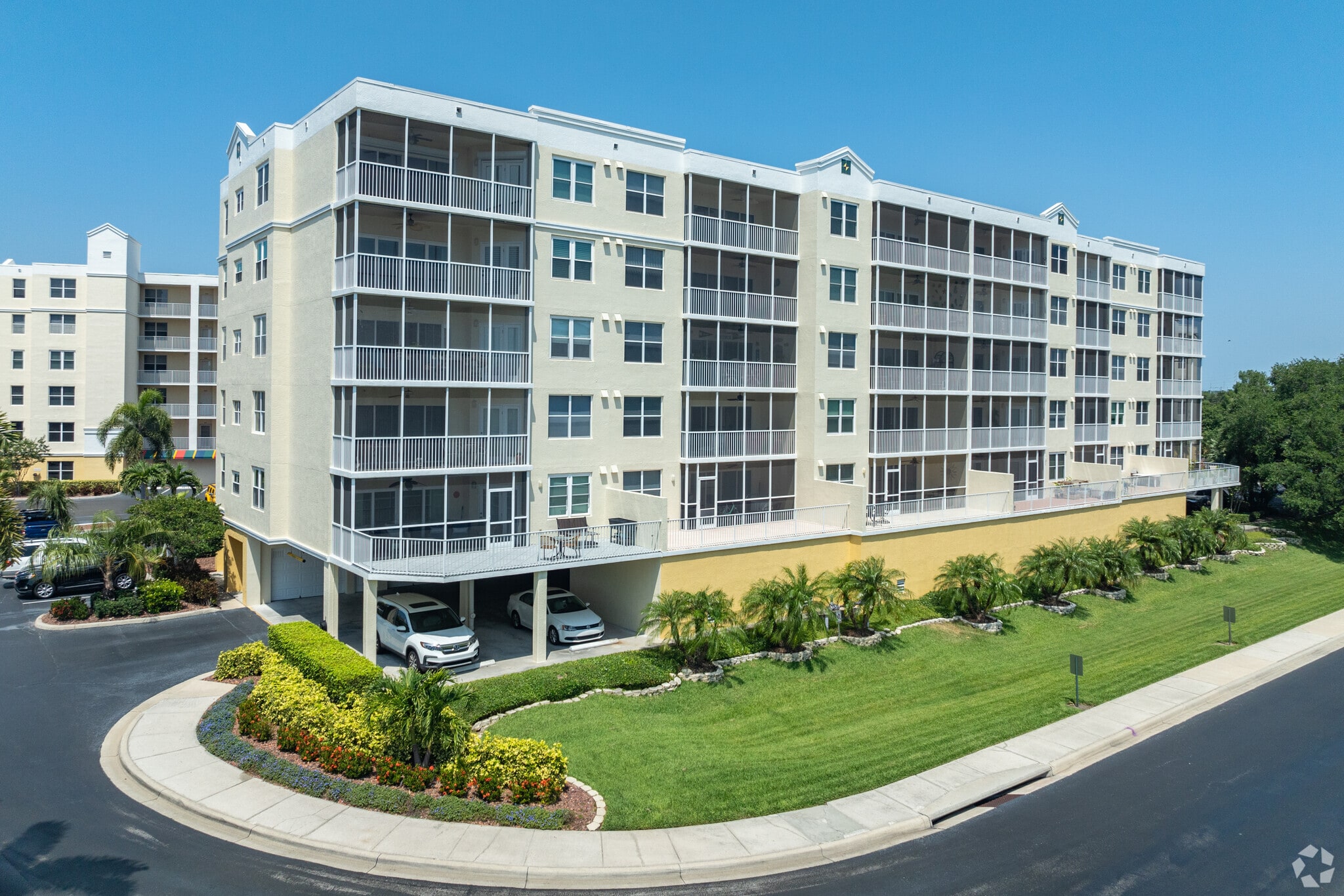 Country Club Condominiums