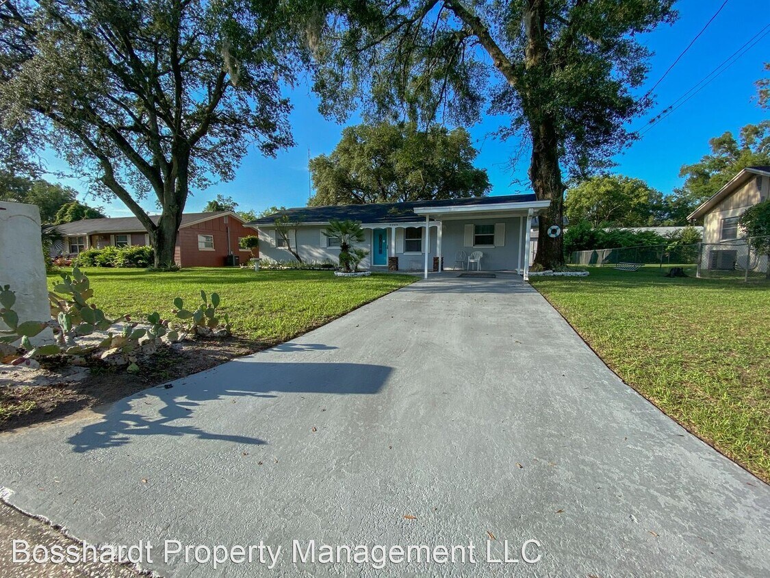 Primary Photo - 3 br, 1 bath House - 2200 SW 5th Place