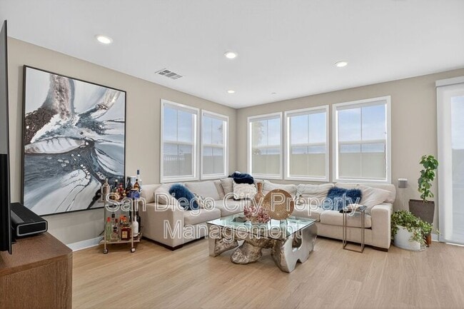 Foto del edificio - 1733 Artemisia Ct