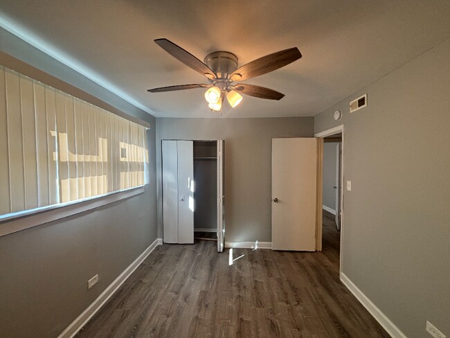 Foto del edificio - 392 Hickory St