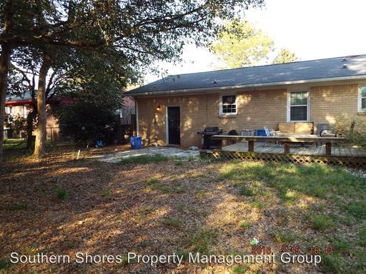 Building Photo - 1451 Woodview Ln