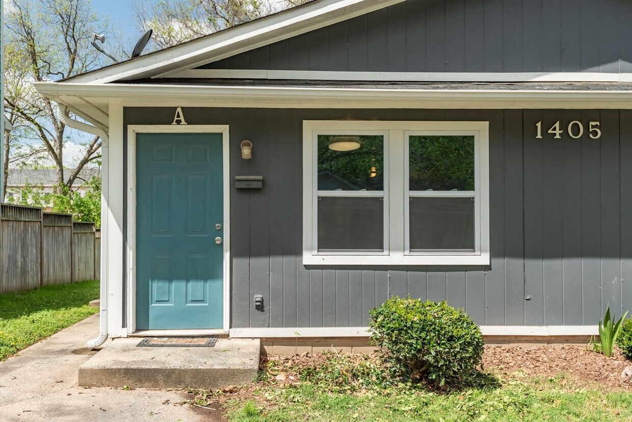1405 Gearwood Ave Unit B, Durham, NC 27701 Room for Rent in Durham