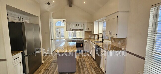 Building Photo - 7625 Stony Brook Dr