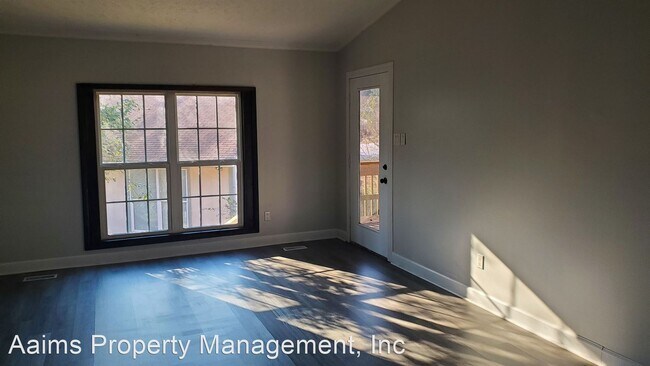 Foto del edificio - 2 br, 2 bath House - 506 Toxaway Court