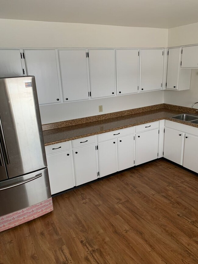 Foto del edificio - 1001-1007 Brookwood