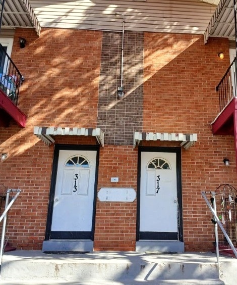 Building Photo - 317 S West St