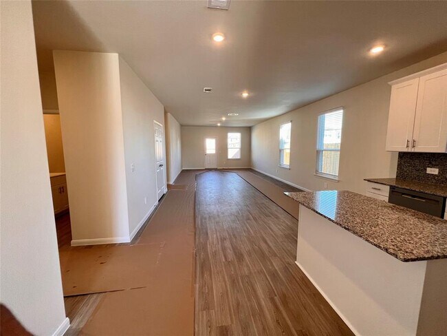 Foto del edificio - 6911 Hobby Wind Ridge Dr