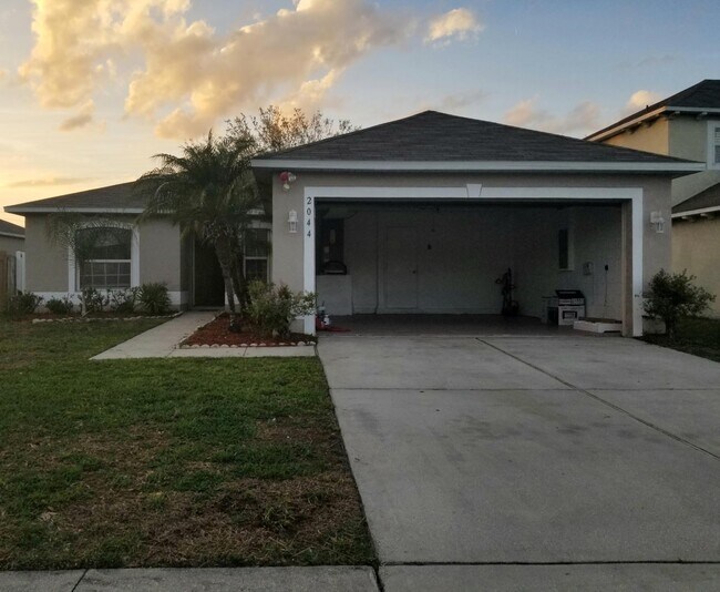 Foto del edificio - 2044 Corner Meadow Cir