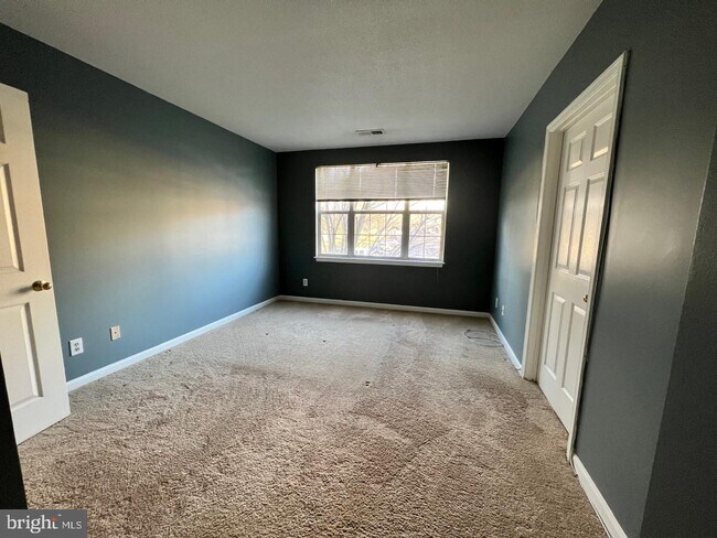 Foto del edificio - 20301 BEECHWOOD Ter