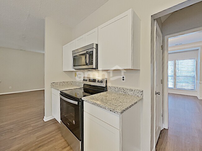 Foto del edificio - 1301 Sweetgum Ln