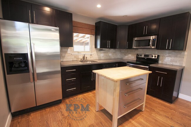 Foto del edificio - 4151 Alcott St