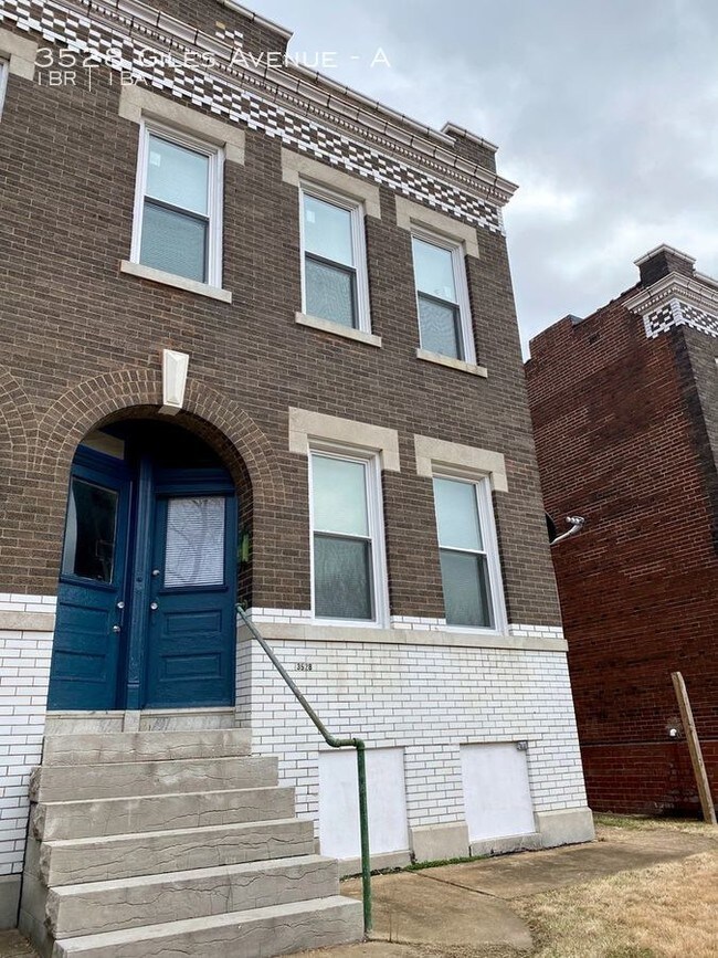 Building Photo - 3528 Giles Ave