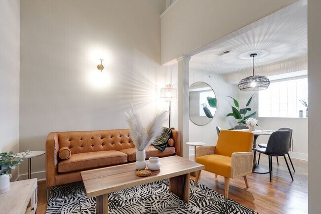 Foto del edificio - 213 E Broad St