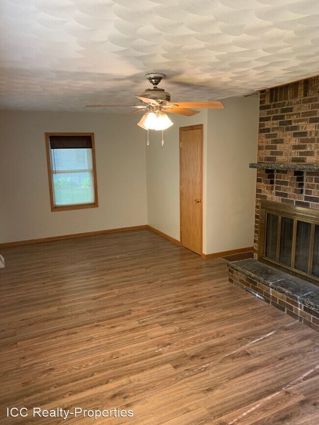 Foto del edificio - 3 br, 1 bath House - 424 14th Street