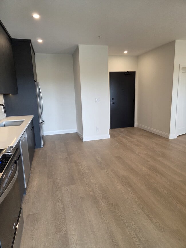 Building Photo - 4300 Laurier Pky