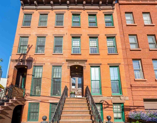 192 Washington St Unit 3rd Floor, Jersey City, NJ 07302 Apartment for