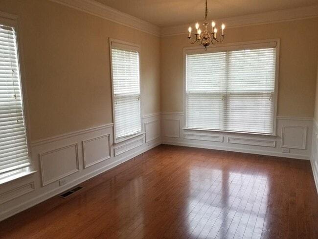 Foto del edificio - 6072 Kearny Ln