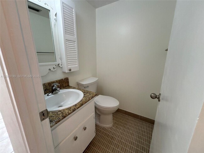 Foto del edificio - 7725 SW 86th St