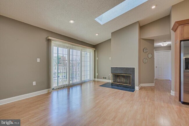 Foto del edificio - 268 Kempsey Dr