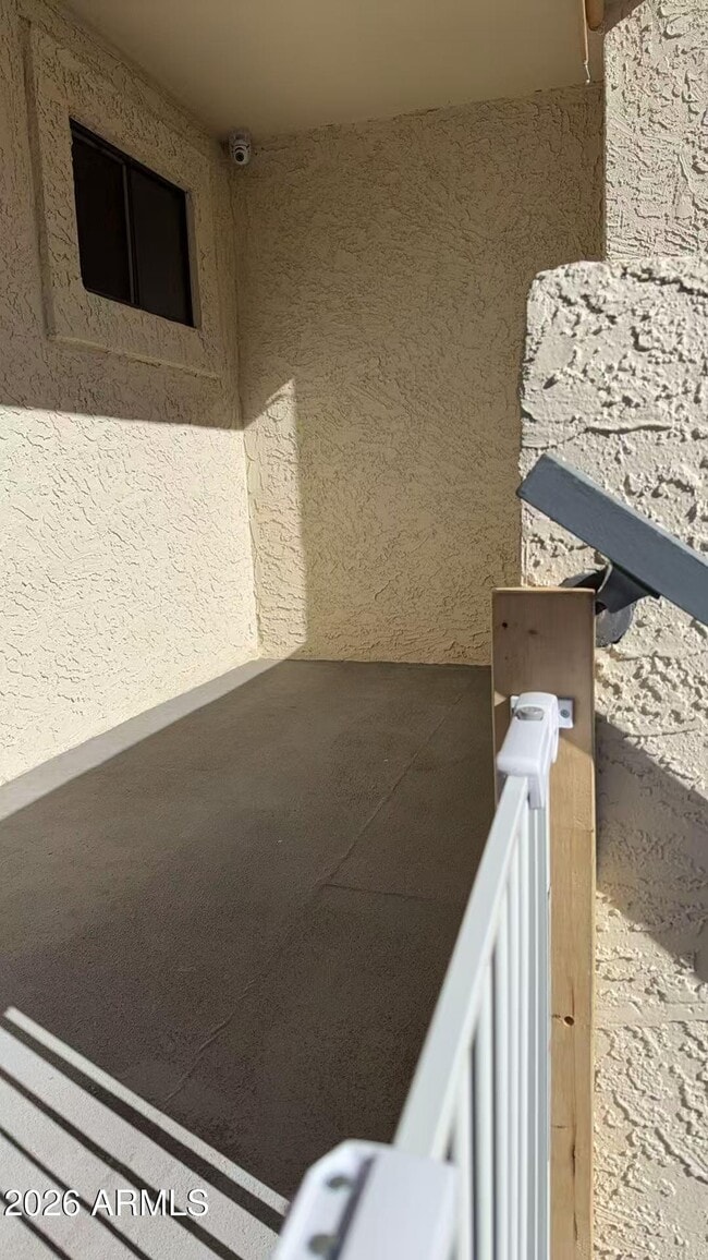 Building Photo - 1222 W Baseline Rd