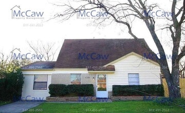 Building Photo - 4320 Mohawk Dr