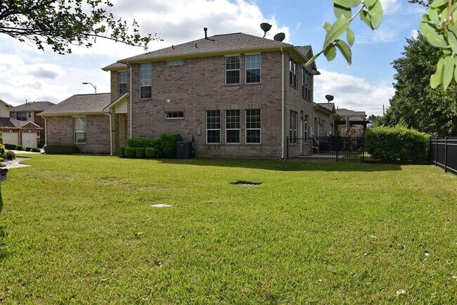 Foto del edificio - 8526 Willow Loch Dr