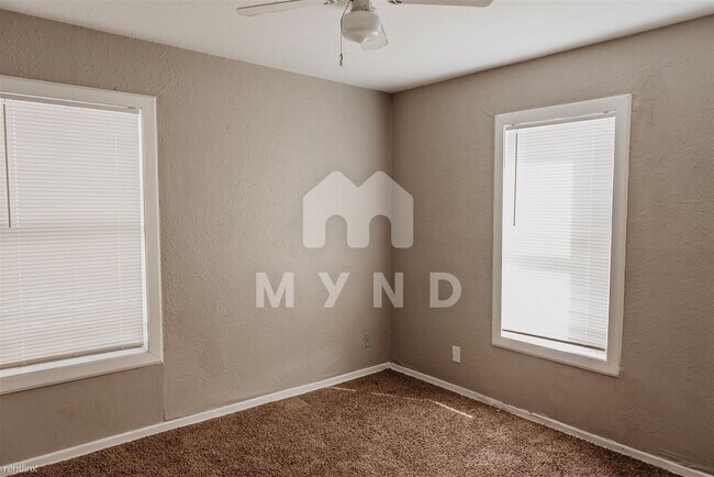 Foto del edificio - 2 br, 1 bath House - 5746 Bobalo Dr