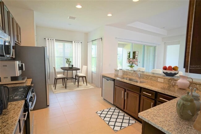 Foto del edificio - 30835 Spruceberry Ct