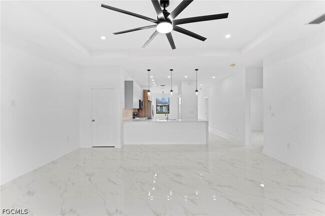 Foto del edificio - 1236 NW 25th Pl