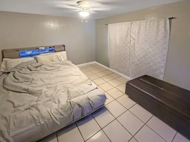 Foto del edificio - 95-216 Kaopua Loop